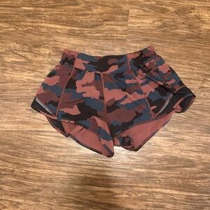 Hotty Hot Pink Camo Shorts Size 4